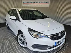 White Used 2019 Vauxhall Astra SRi Hatchback | £8,500 (Fair price)