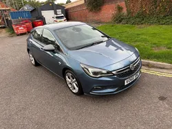 Blue Used 2017 Vauxhall Astra SRi Hatchback | £4,495 (Fair price)