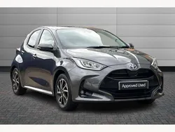 Decuma grey Used 2023 Toyota Yaris Hybrid Design Hatchback | £16,895 (Fair price)
