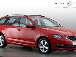 Red Used 2017 Skoda Octavia SE Estate | £14,121 (Fair price)
