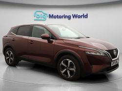 Red Used 2022 Nissan Qashqai N-Connecta SUV | £17,300 (Fair price)