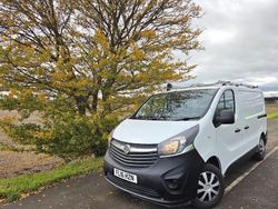 White Used 2016 Vauxhall Vivaro Van | £5,995 (Good price)