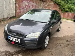 Grey Used 2006 Ford Focus Hatchback | £950 (Fair price)