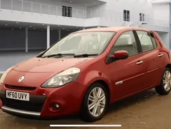 Red Used 2010 Renault Clio II Initiale Hatchback | £2,390 (Good price)