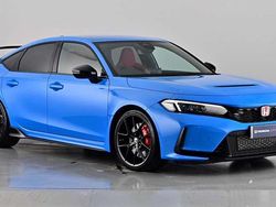 Racing blue New 2025 Honda Civic Type R Hatchback | £47,295 (Expensive)