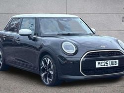 Black Used 2025 Mini Cooper Hatch Hatchback | £28,990
