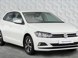 White Used 2019 VW Polo SE Hatchback | £13,081 (Fair price)