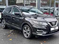 Black Used 2017 Nissan Qashqai N-Connecta SUV | £11,500 (Fair price)