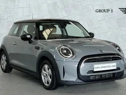 Moonwalk grey Used 2022 Mini Cooper Comfort Hatchback | £18,095 (Fair price)