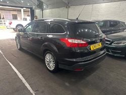 Black Used 2011 Ford Focus Zetec Estate | £2,650 (Super price)