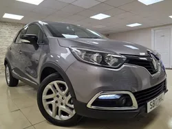Grey Used 2017 Renault Captur Dynamique SUV | £6,995 (Fair price)