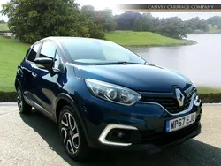 Blue/black Used 2017 Renault Captur Dynamique SUV | £6,500 (Fair price)