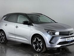 Used 2024 Vauxhall Grandland X Ultimate SUV | £20,700 (Good price)