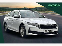 White Used 2024 Skoda Octavia SE Technology Estate | £22,895 (Fair price)