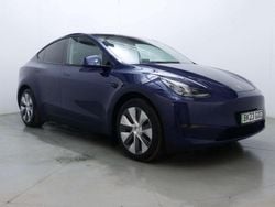 Blue Used 2023 Tesla Model Y Long Range AWD SUV | £22,700 (Fair price)