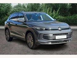 Grey Used 2025 VW Tiguan Match SUV | £33,350 (Fair price)