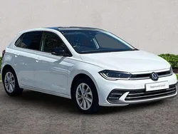 White Used 2023 VW Polo Style Hatchback | £17,990 (Fair price)