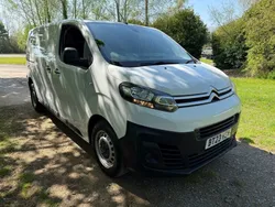 White Used 2023 Citroën Dispatch MPV | £13,250 (Fair price)