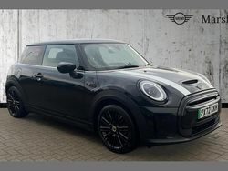 Midnight black ii Used 2022 Mini Cooper S Level 3 Hatchback | £17,098 (A bit pricey)