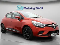 Red Used 2019 Renault Clio IV Play Hatchback | £9,200 (Fair price)