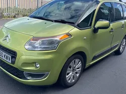Green Used 2010 Citroën C3 Picasso Exclusive MPV | £1,350 (Good price)