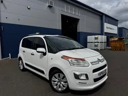 White Used 2015 Citroën C3 Picasso Exclusive MPV | £4,795 (Fair price)