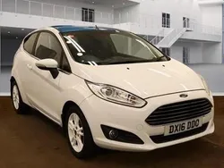 White Used 2016 Ford Fiesta Zetec Hatchback | £4,795 (Fair price)