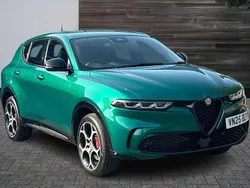 Green Used 2025 Alfa Romeo Tonale Veloce SUV | £37,192