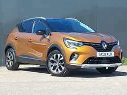 Orange/black Used 2021 Renault Captur Version S SUV | £13,698 (Fair price)