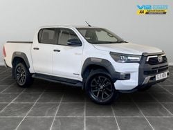 White Used 2021 Toyota HiLux Pickup | £24,495 (Super price)