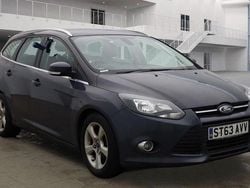 Grey Used 2013 Ford Focus Zetec Estate | £2,500 (Good price)