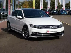 White Used 2017 VW Passat R-line Sedan | £11,399 (Fair price)