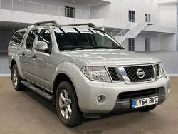Silver Used 2014 Nissan Navara Tekna Pickup | £4,995 (Fair price)