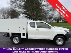 White Used 2020 Toyota HiLux Active Pickup | £23,995 (Expensive)