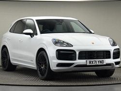 White Used 2021 Porsche Cayenne SUV | £66,000 (Good price)