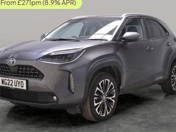 Used 2024 Toyota Yaris Hybrid Estate | £18,243 (Good price)