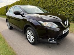 Black Used 2017 Nissan Qashqai Acenta SUV | £8,750 (Good price)