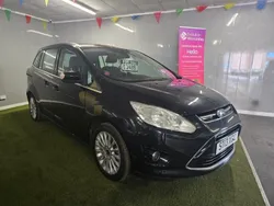 Black Used 2013 Ford Grand C-Max Titanium MPV | £3,499 (Fair price)