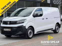 Kaolin white New 2025 Vauxhall Vivaro Van | £20,990 (Good price)