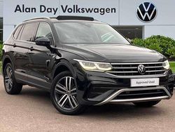 Black Used 2022 VW Tiguan Allspace Elegance SUV | £26,551 (Fair price)