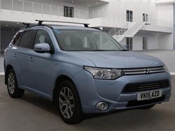 Blue Used 2015 Mitsubishi Outlander SUV | £11,699 (Fair price)