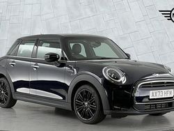 Black Used 2024 Mini Cooper Exclusive Hatchback | £22,450 (Fair price)