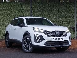 White New 2025 Peugeot 2008 Allure SUV | £23,998 (Good price)