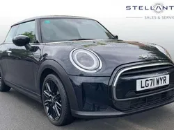 Used 2021 Mini Cooper Exclusive Hatchback | £16,860 (A bit pricey)