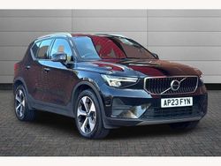Black Used 2023 Volvo XC40 Core SUV | £25,495 (Good price)