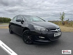 Black Used 2015 Vauxhall Astra Excite Hatchback | £4,990 (Good price)