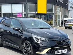 Black Used 2022 Renault Clio V Engineered Hatchback | £17,010 (Fair price)