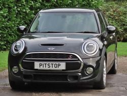 Midnight black Used 2018 Mini Cooper S Hatch Hatchback | £10,300 (Good price)