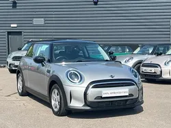 Silver Used 2023 Mini Cooper Classic Hatchback | £18,495 (Good price)