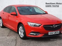 Red Used 2017 Vauxhall Insignia SRi Hatchback | £6,995 (Good price)